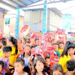 Christmas 2017: Gift-Giving at Aroma, Tondo